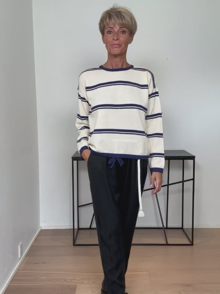 Baghuset Viskose Stribet Strik C