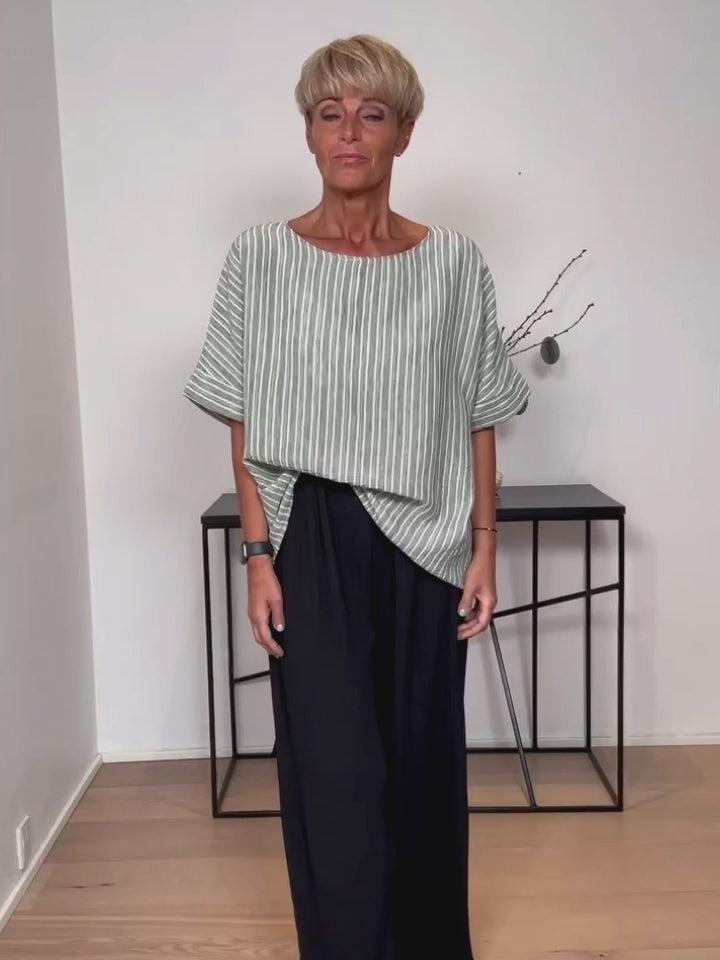 Baghuset Klassisk Kaki Stribet Bluse SS/Rund Hals SL