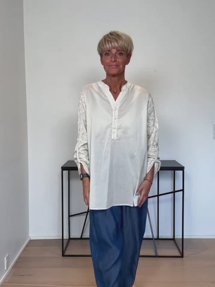 Baghuset Bomuld Beige Bluse Stolpe/Broderi P