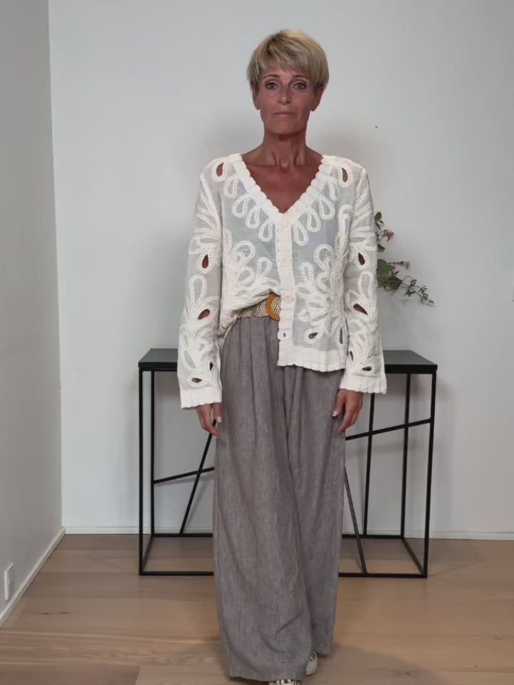 Baghuset Ecru Bomuld Broderi Bluse EH