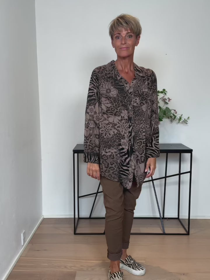 Baghuset Taupe Printet Skjorte CB