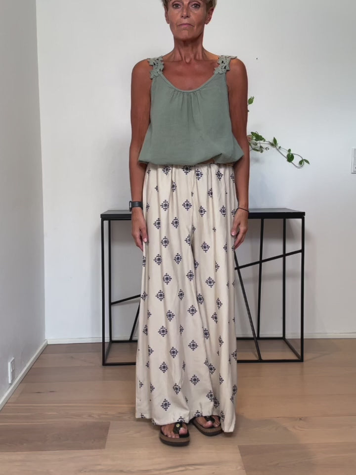 Baghuset Mørk Printet Beige Buks CS
