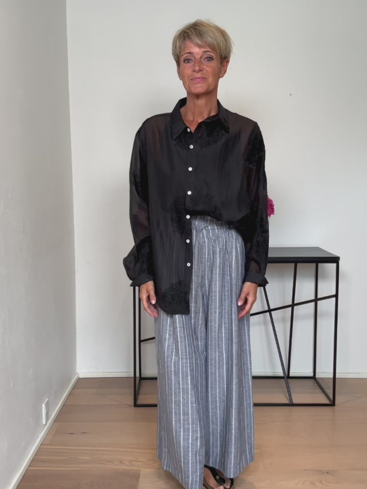 Baghuset Sort Broderi Skjorte Ls S