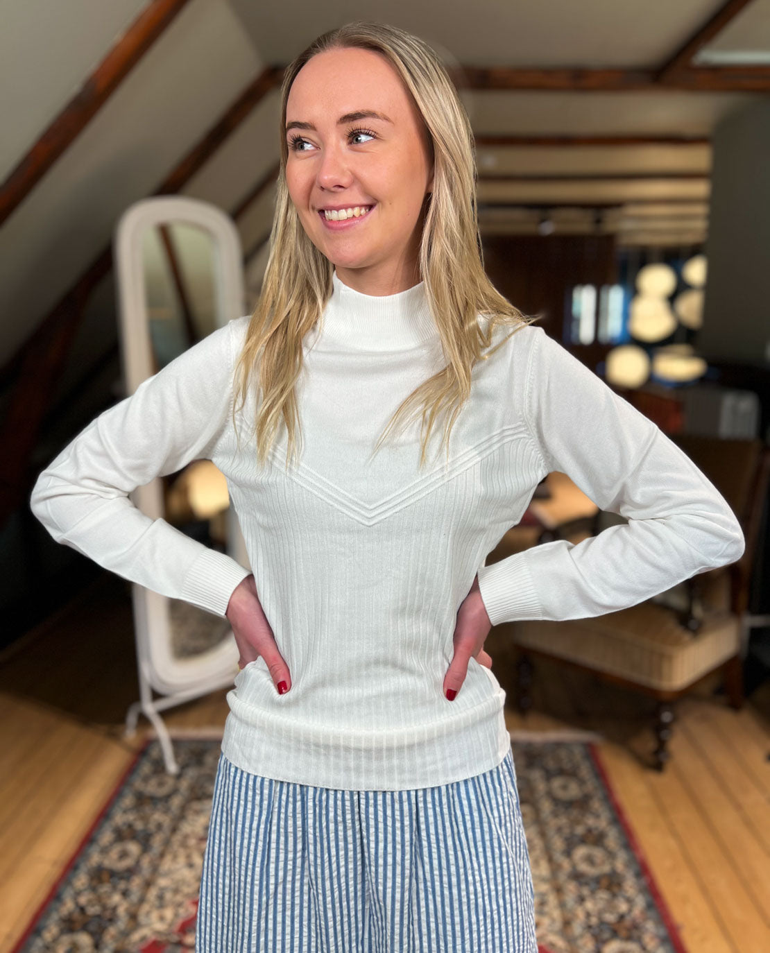 Sisters Point Hilba-Pullover Creme